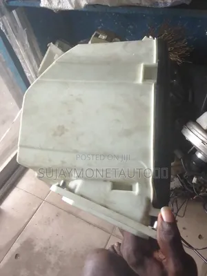 Mercedes Benz C300 Fuse Box Cover , Battery Cover