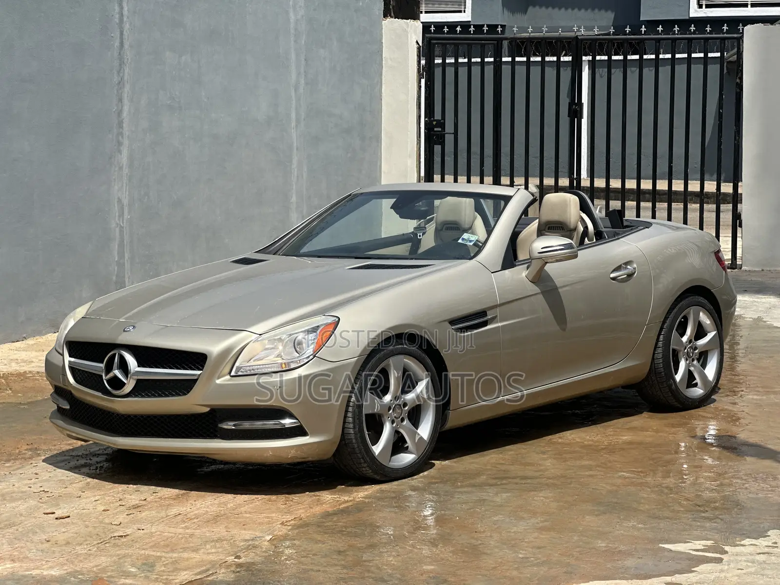 Mercedes-Benz SLK-Class 2012 Gold