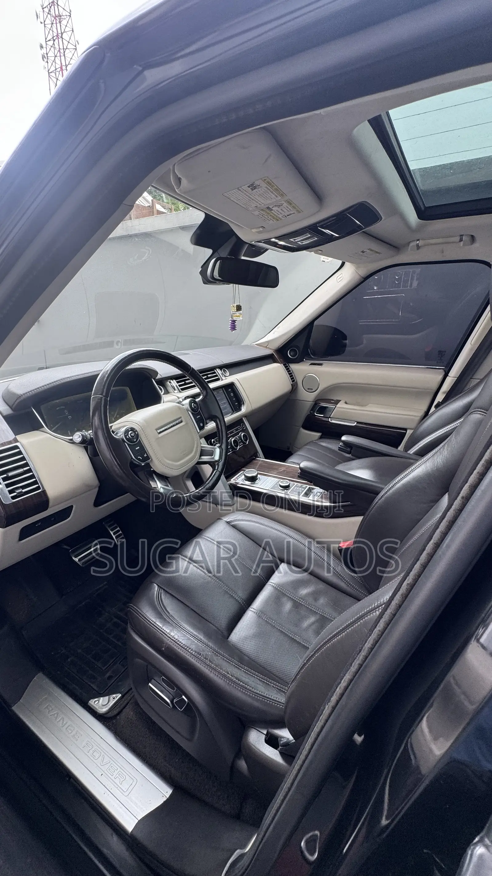 Land Rover Range Rover Vogue 2014 Black