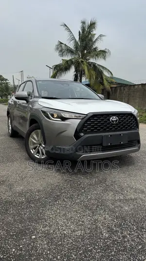 New Toyota Corolla Cross LE 2025 Gray