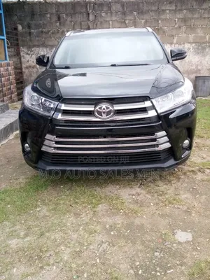 Toyota Highlander XLE 4dr SUV (3.5L 6cyl 6A) 2014 Black