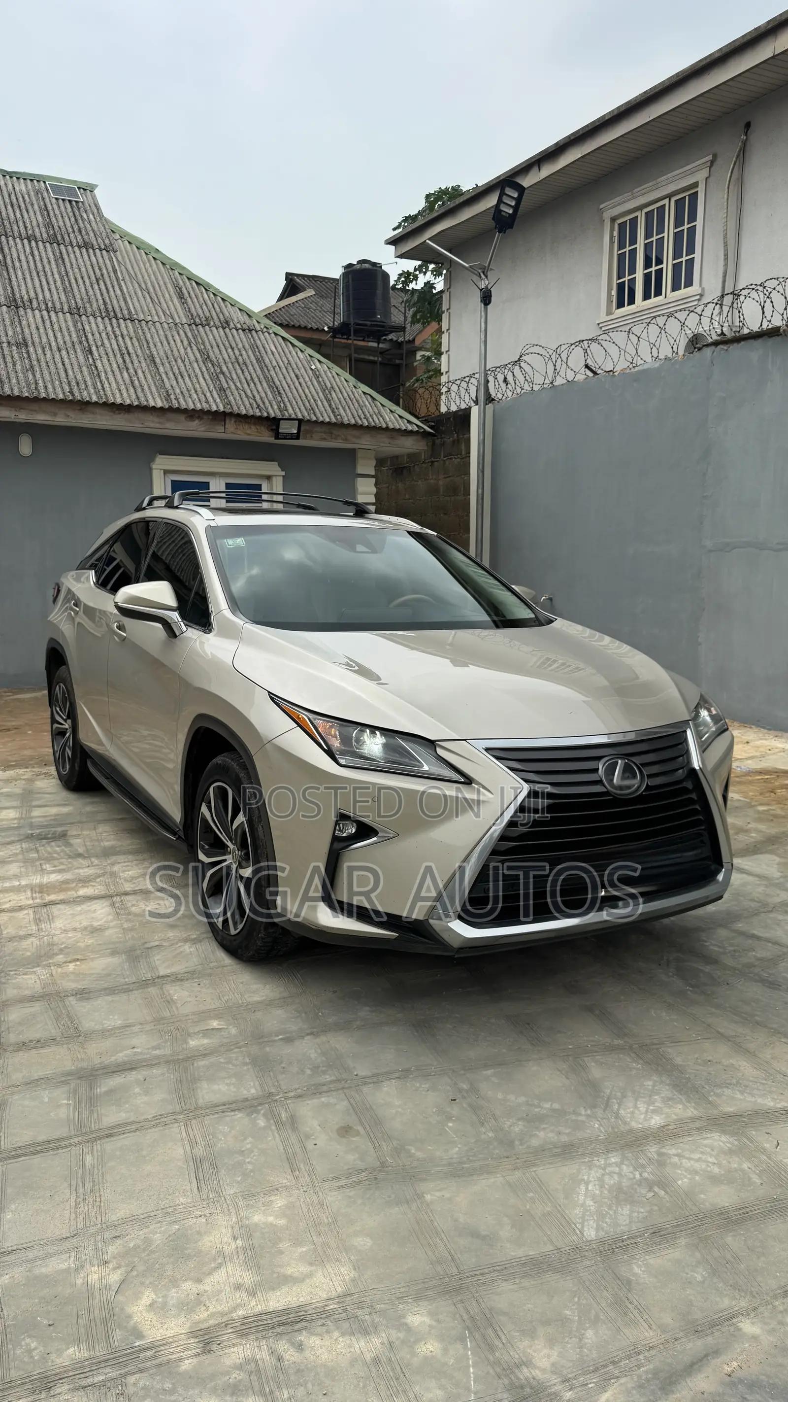Lexus RX 350 AWD 2016 Gold