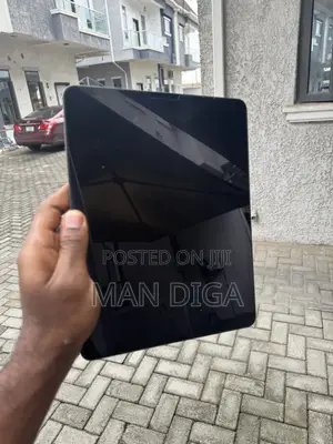 Apple iPad Pro 12.9 (2021) 256 GB Gray