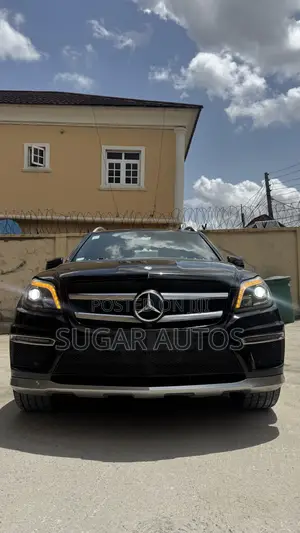 Mercedes-Benz GL-Class GL 550 2013 Black