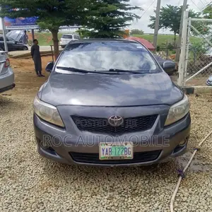 Toyota Corolla 2010 Gray