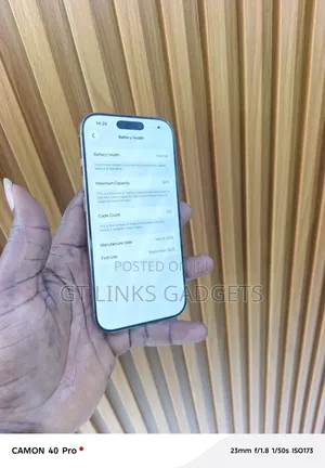 Apple iPhone 16 Pro 128 GB Gold