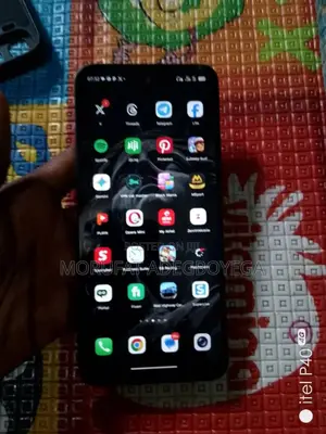 Infinix Hot 60i 128 GB Black