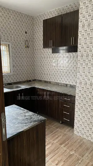 2bdrm Block of Flats in By Aduvie School, Jahi for rent