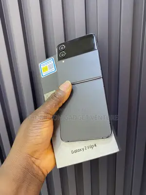 Samsung Galaxy Z Flip4 256 GB Black