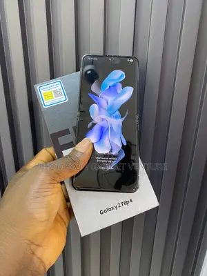 Samsung Galaxy Z Flip4 256 GB Black