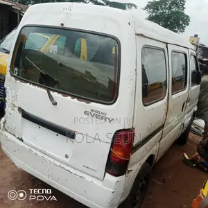 Suzuki Every 2010 White