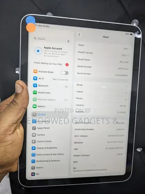 Apple iPad (2025) 128 GB Silver