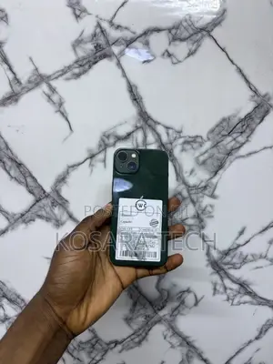 Apple iPhone 13 128 GB Green