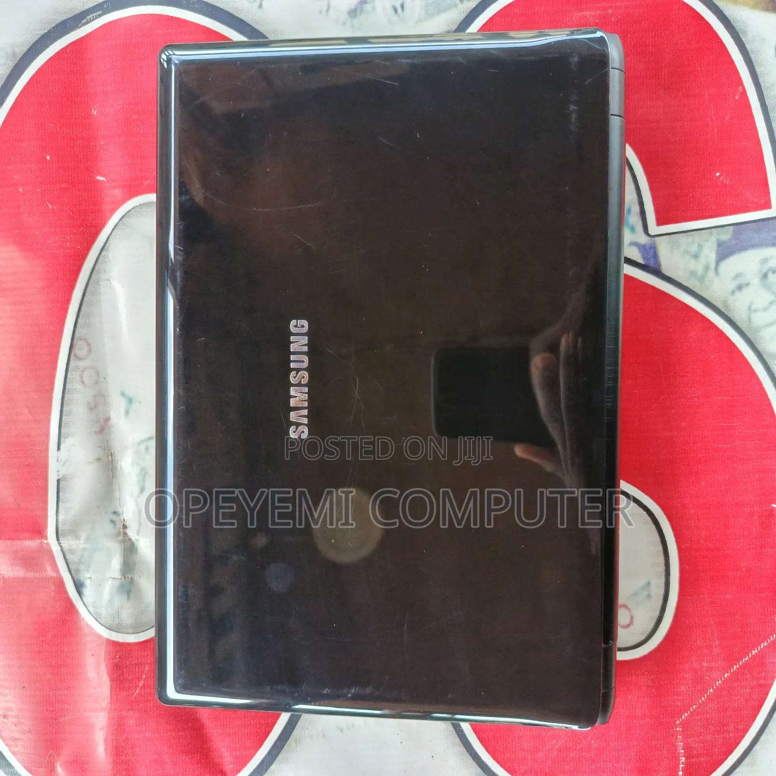 Laptop 2GB Intel HDD 250GB