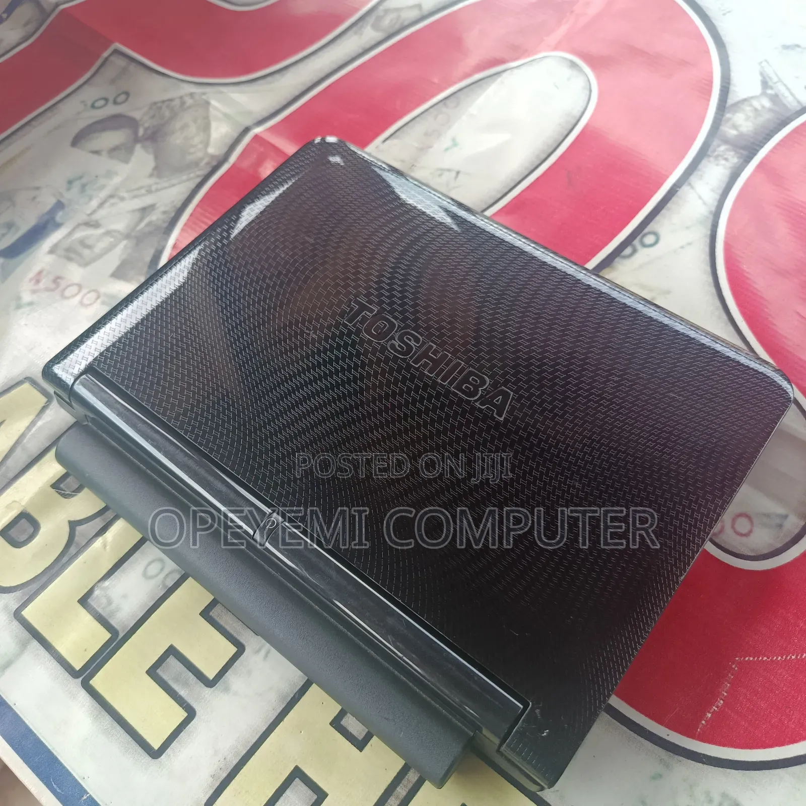 Laptop 2GB Intel HDD 250GB