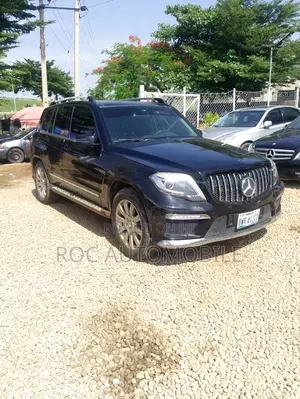 Mercedes-Benz GLK-Class 2010 Black