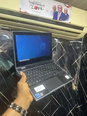 Laptop Lenovo 300e 4GB Intel Pentium SSD 128GB