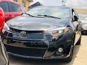 Toyota Corolla S 4dr Sedan (1.8L 4cyl CVT) 2015 Black