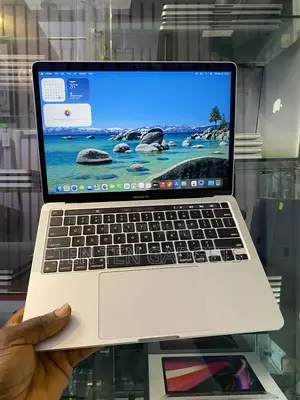 Laptop Apple MacBook Pro 2020 16GB Apple M1 SSD 512GB