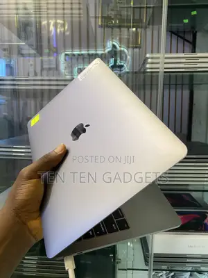 Laptop Apple MacBook Pro 2017 8GB Intel Core i5 SSD 128GB
