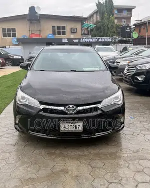 Toyota Camry SE 4dr Sedan (2.5L 4cyl 6A) 2016 Black