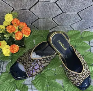 Nivinya Wedge Footwear