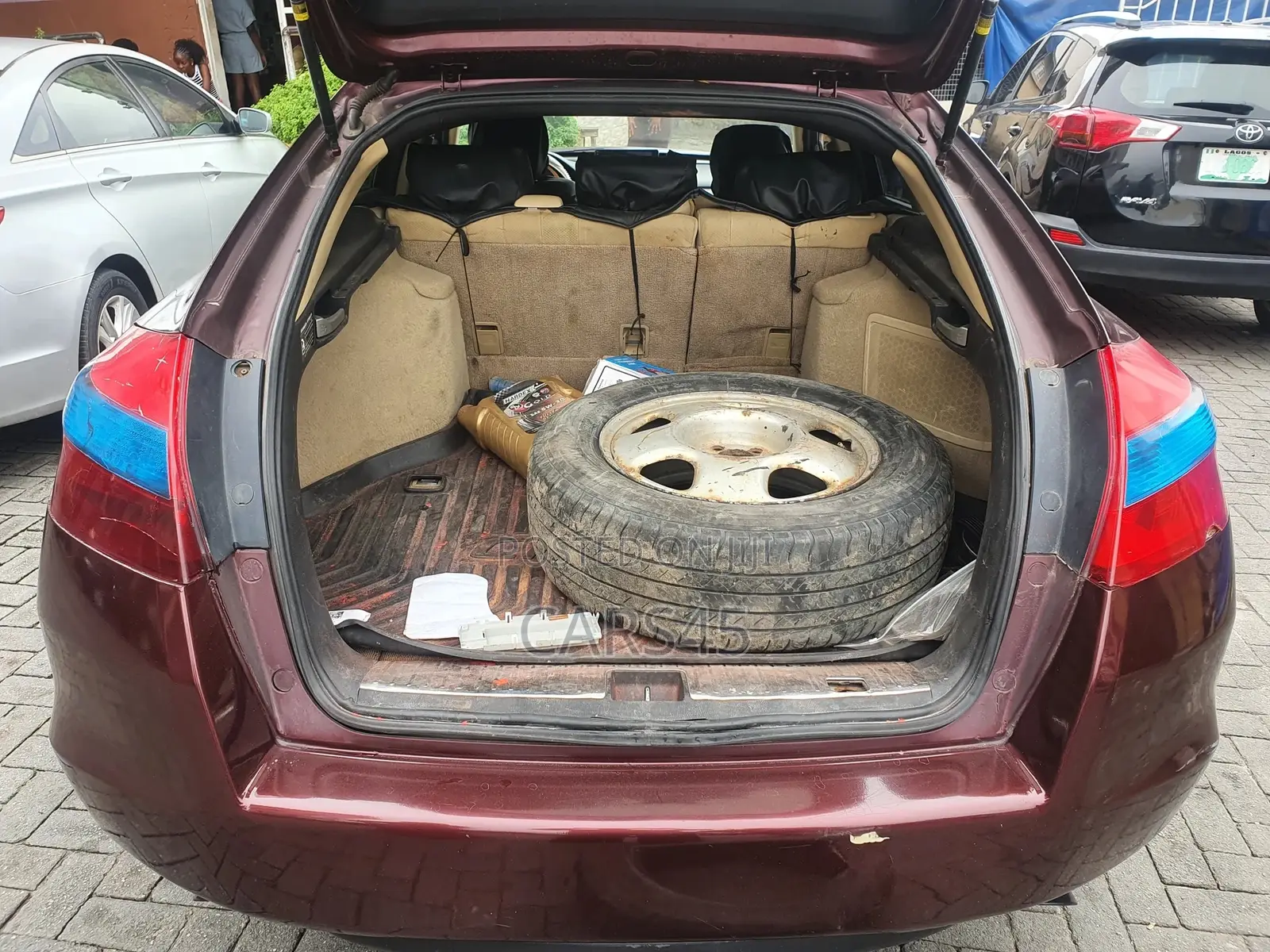 Honda Crosstour 2012 Red
