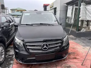 Mercedes-Benz Metris 2.0 FWD 2018 Black
