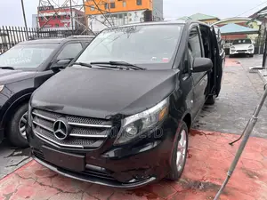 Mercedes-Benz Metris 2.0 FWD 2018 Black