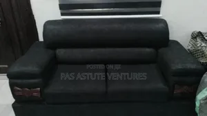7 Seater Chair