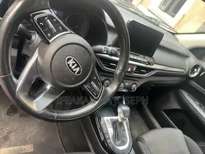 Kia Forte EX 2021 Red