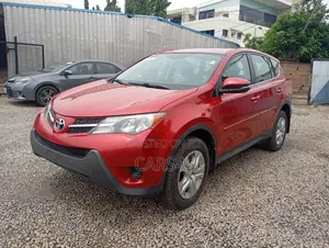 Toyota RAV4 2014 Red
