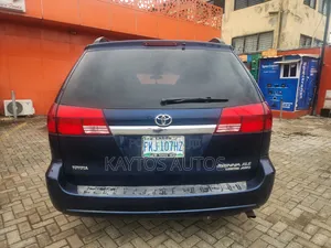 Toyota Sienna XLE Limited AWD 2005 Blue