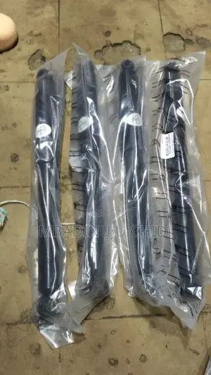 Back Shock Absorber Hilux 2015