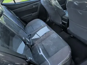 Toyota Corolla LE (1.8L 4cyl 2A) 2019 Red