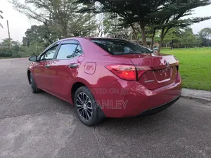 Toyota Corolla LE (1.8L 4cyl 2A) 2019 Red