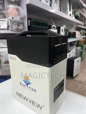 Suntrick Newvew 300w + 900wh Solar Portable Power Station