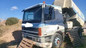 Tokunbo Daf 75, Ati Model Cap and Chassis. Spring Spring. Right Hand.
