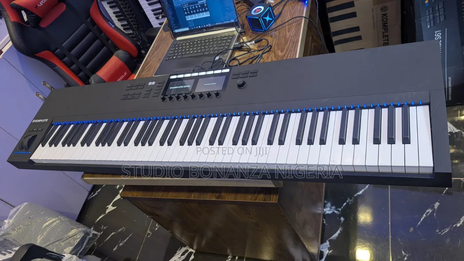 Komplete Kontrol S88 Mkii Studio Midi Keyboard Controller
