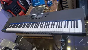 Komplete Kontrol S88 Mkii Studio Midi Keyboard Controller