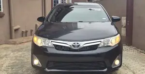 Toyota Camry XLE 4dr Sedan (2.5L 4cyl 6A) 2014 Black