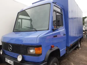 Mesidis Benz 609 1998