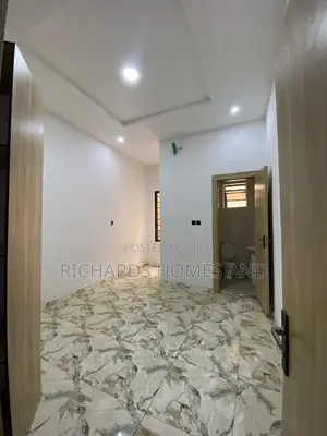 4bdrm Duplex in Ajiwe for rent