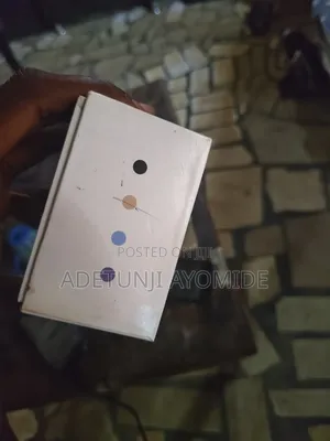 BLU 5.0 HD LTE 8 GB Gold