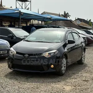 Toyota Corolla 2016 Black