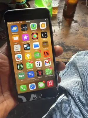 Apple iPhone 8 64 GB Black