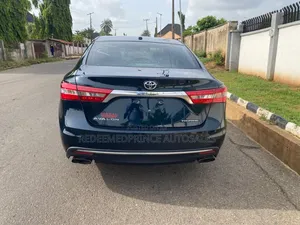 Toyota Avalon Touring FWD Sedan (3.6L 6cyl 6A) 2016 Blue