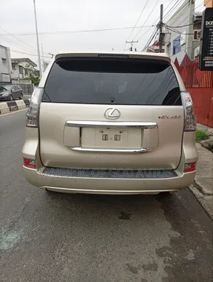 Lexus GX 2014 Gold