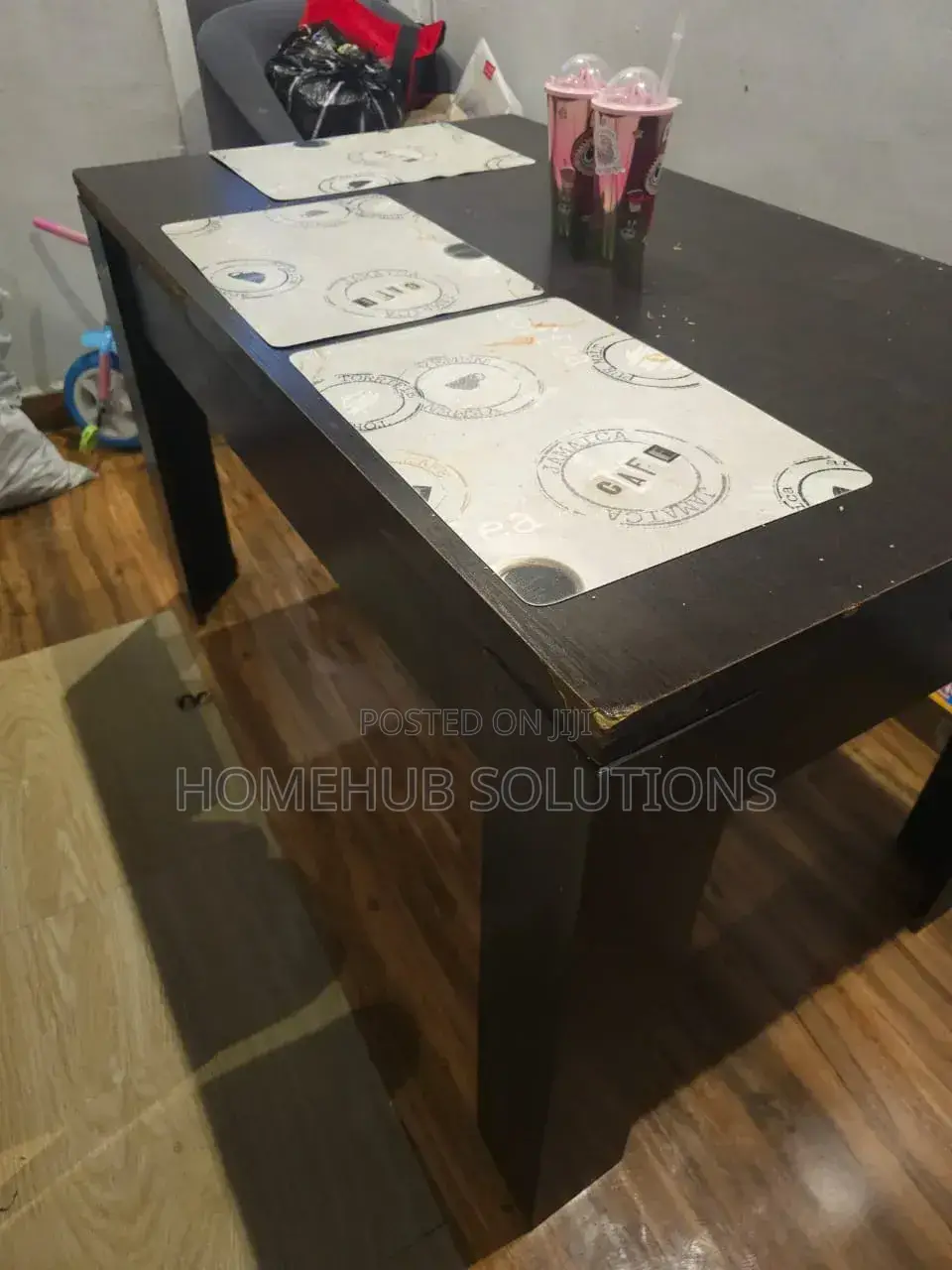 4 Seaters Dining Table Set