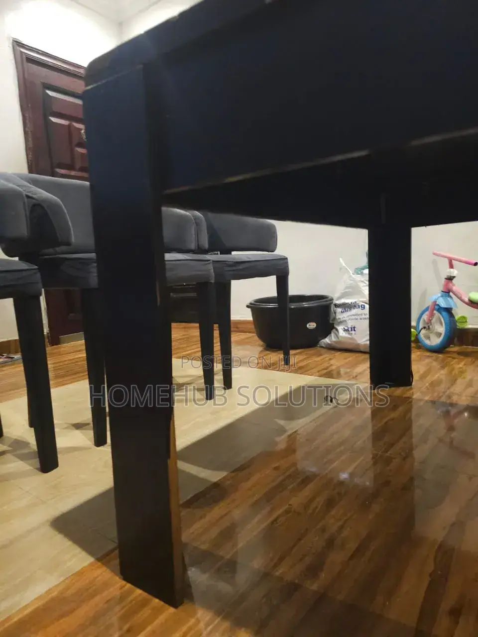 4 Seaters Dining Table Set